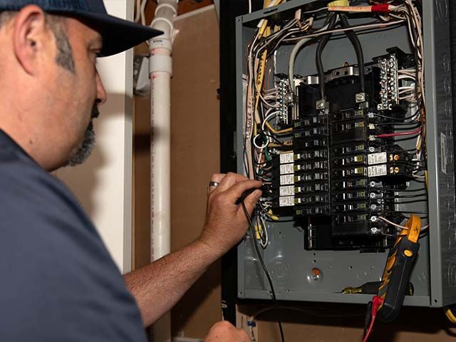 Electrical Panel & Circuit Breaker Specialists In Franklin